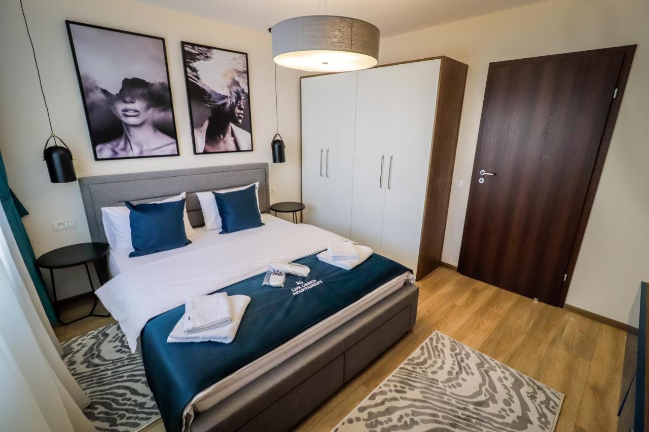 Lux Green Apartament 2 Lägenhet Braşov Exteriör bild
