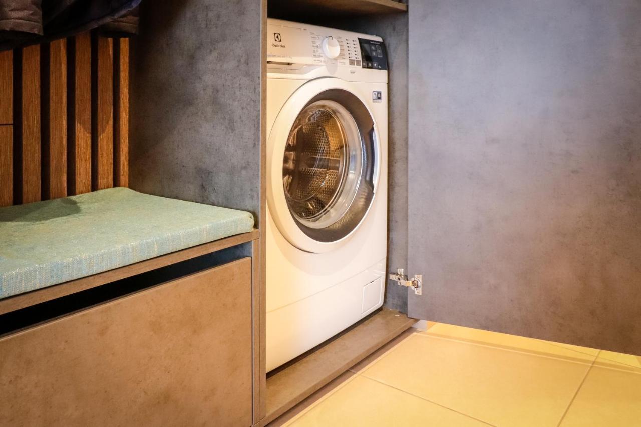 Lux Green Apartament 2 Lägenhet Braşov Exteriör bild